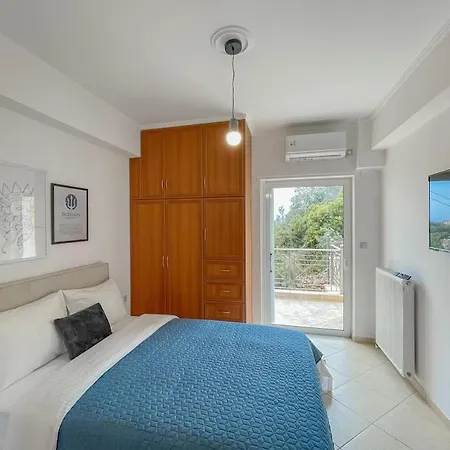 Afroditi's Superb View Apartment *