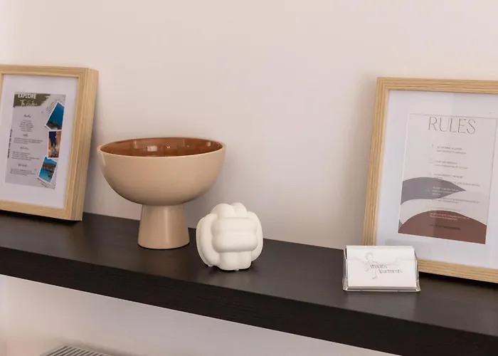 Afroditi's Superb View Гитион