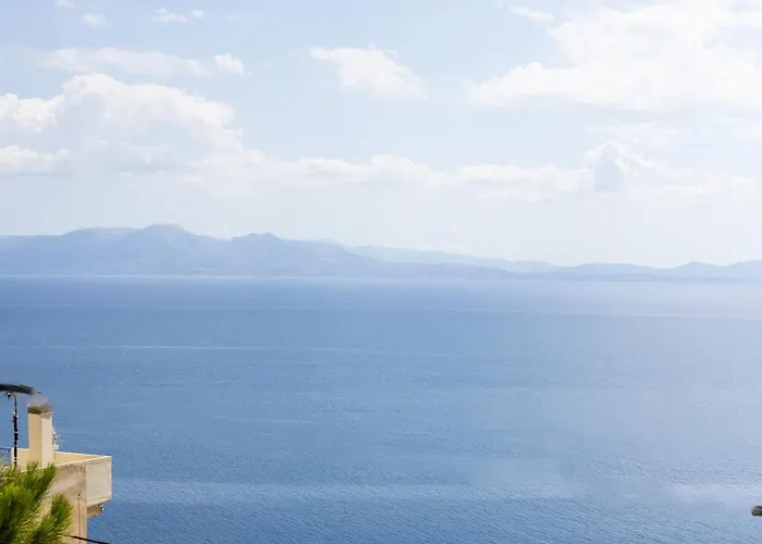 Afroditi's Superb View Гитион